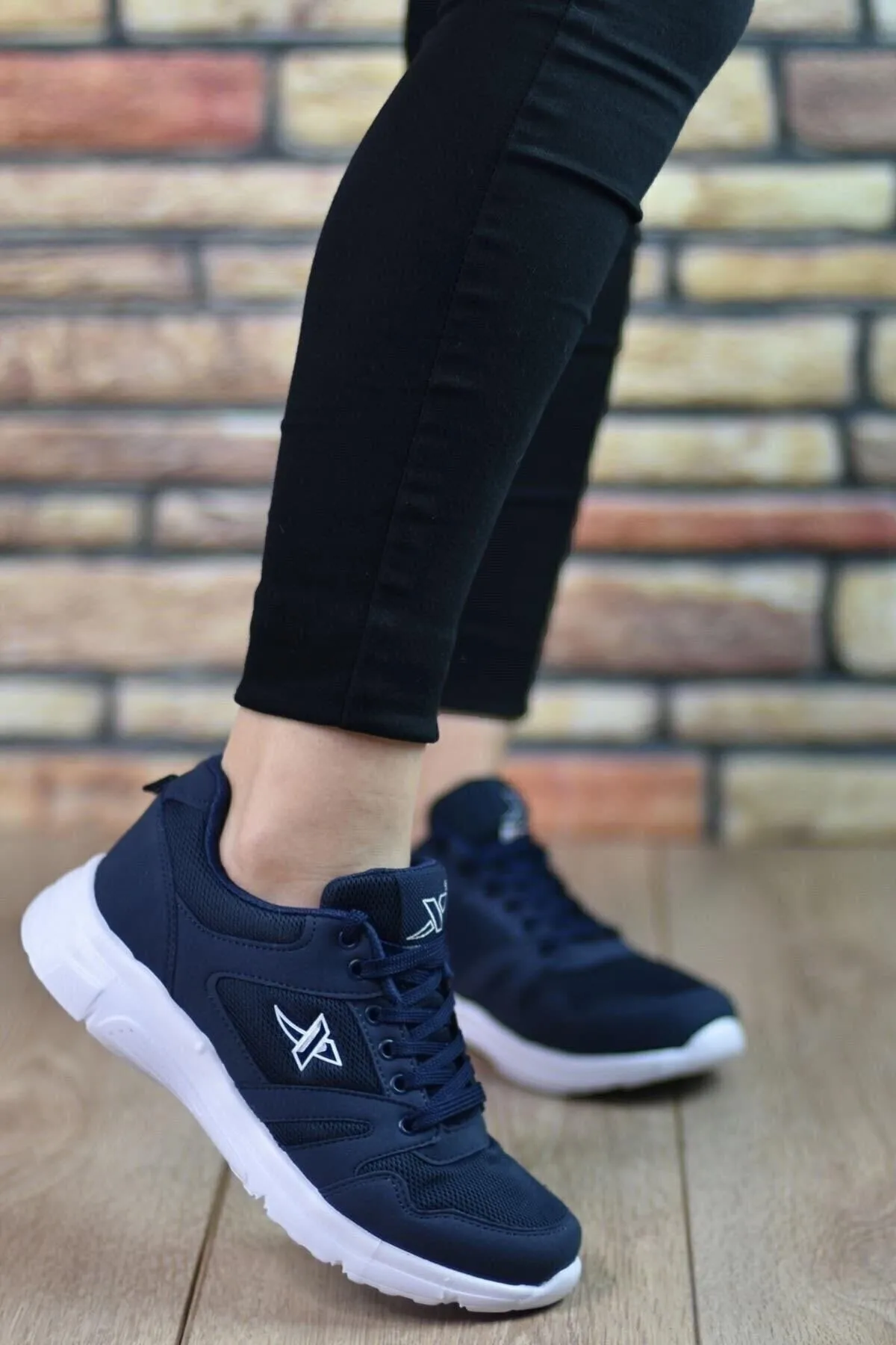 Orthopedic Black To White Unsex Walking Shoes