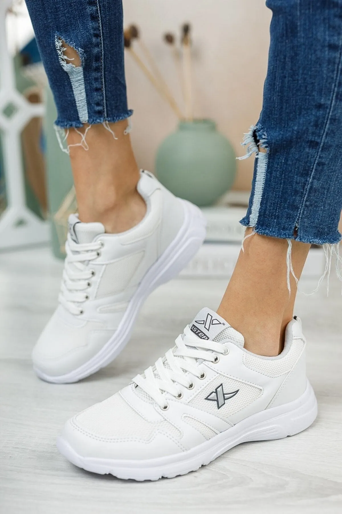 Orthopedic Black To White Unsex Walking Shoes