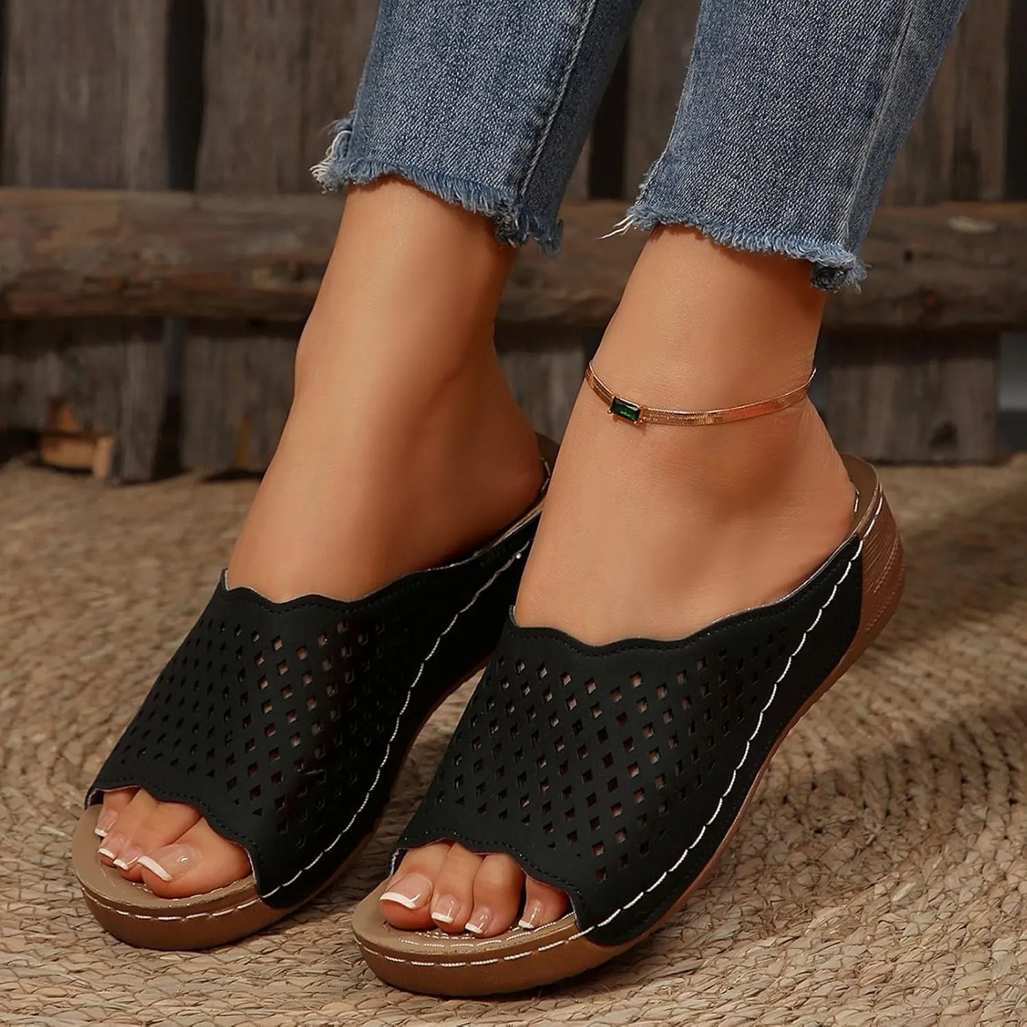 Slippers for Women Summer Beach Platform Sandals Slip on Wide Width Sandals Leather Wedge Slippers Walking Shoes