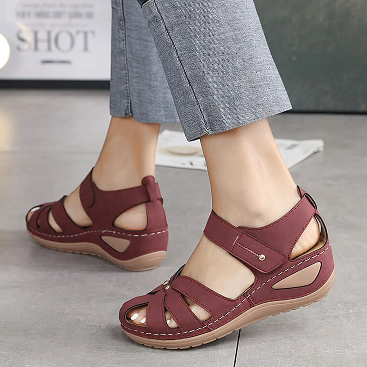 Womens Memory Foam Slides Sandals Comfortable Barefoot Summer Casual Beach Fashion Lightweight Outdoor Walking Shoes Arch Support Orthopedic Shoes for Women